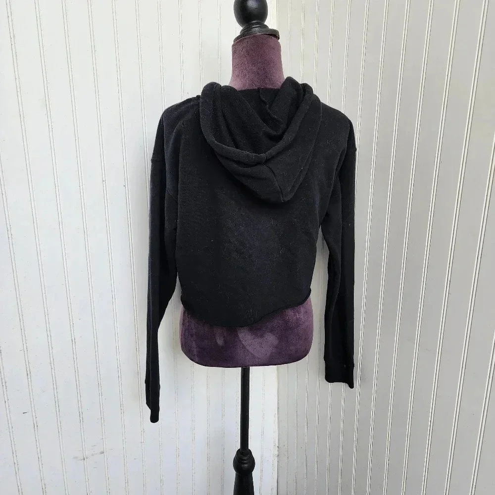 Wild Fable Women’s Cropped Hoodie Sweatshirt Black Ebony Pullover Sz S - Picture 5 of 10